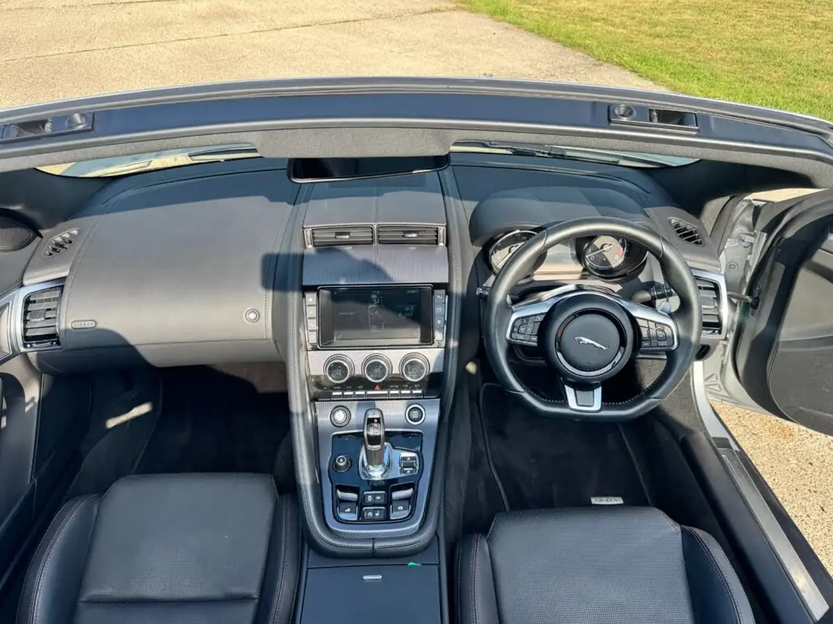 2018-jaguar-f-type-30-v6-sc-r-dynamic-340ps-ss-convertible-auto-big-2