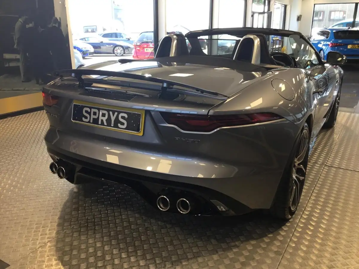 2022-jaguar-f-type-50-v8-p450-r-dynamic-rwd-convertible-big-12