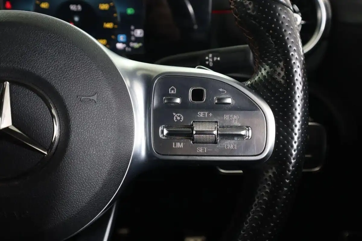 2021-mercedes-benz-a-class-13-a250e-amg-line-hatchback-5d-big-17