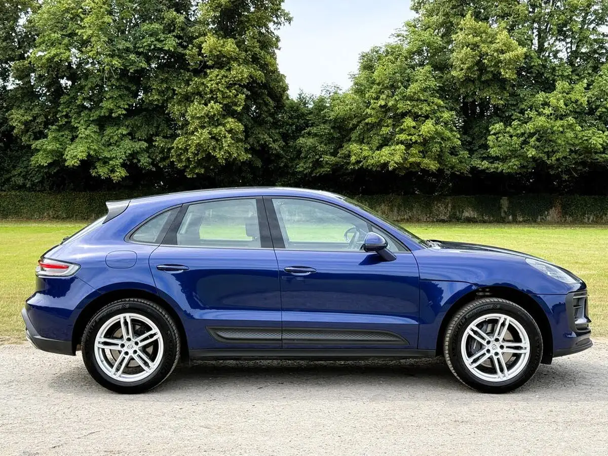 2023-porsche-macan-20-big-1