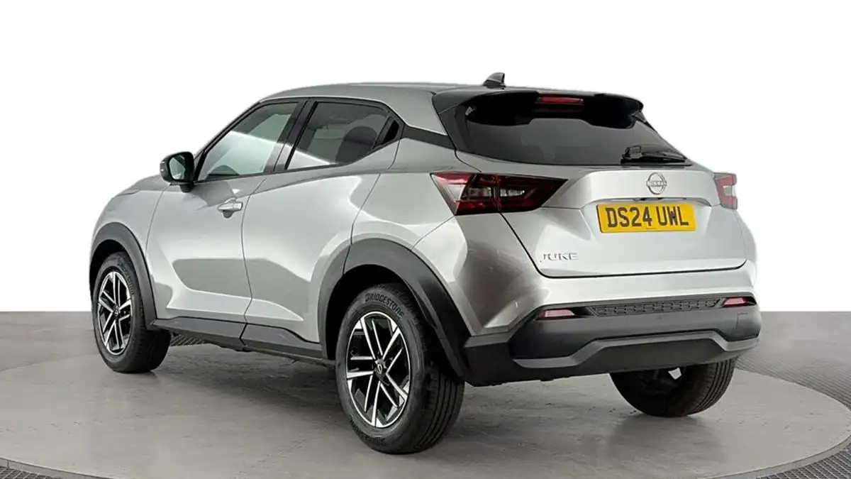 2024-nissan-juke-10-dig-t-n-connecta-big-5