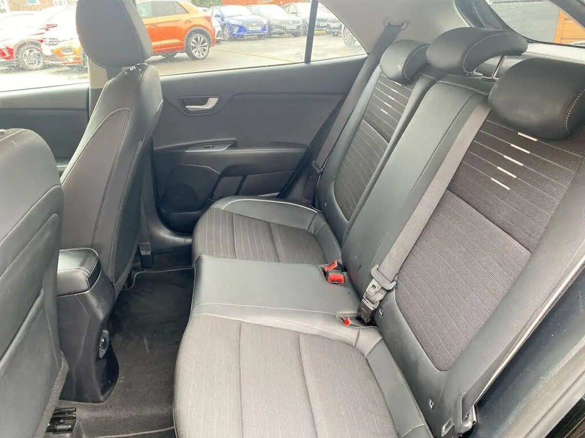 2018-kia-rio-10-t-gdi-gt-line-s-big-15