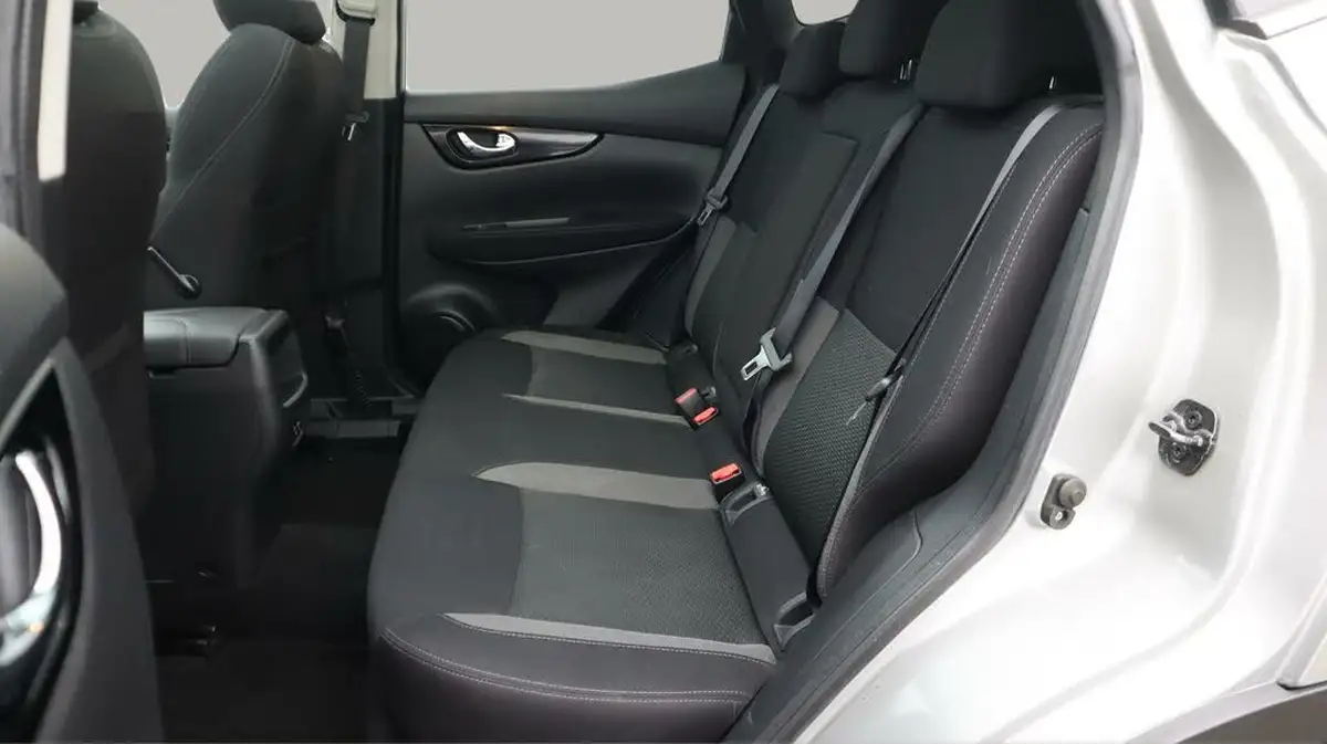 2020-nissan-qashqai-13-dig-t-n-connecta-160ps-dct-big-24