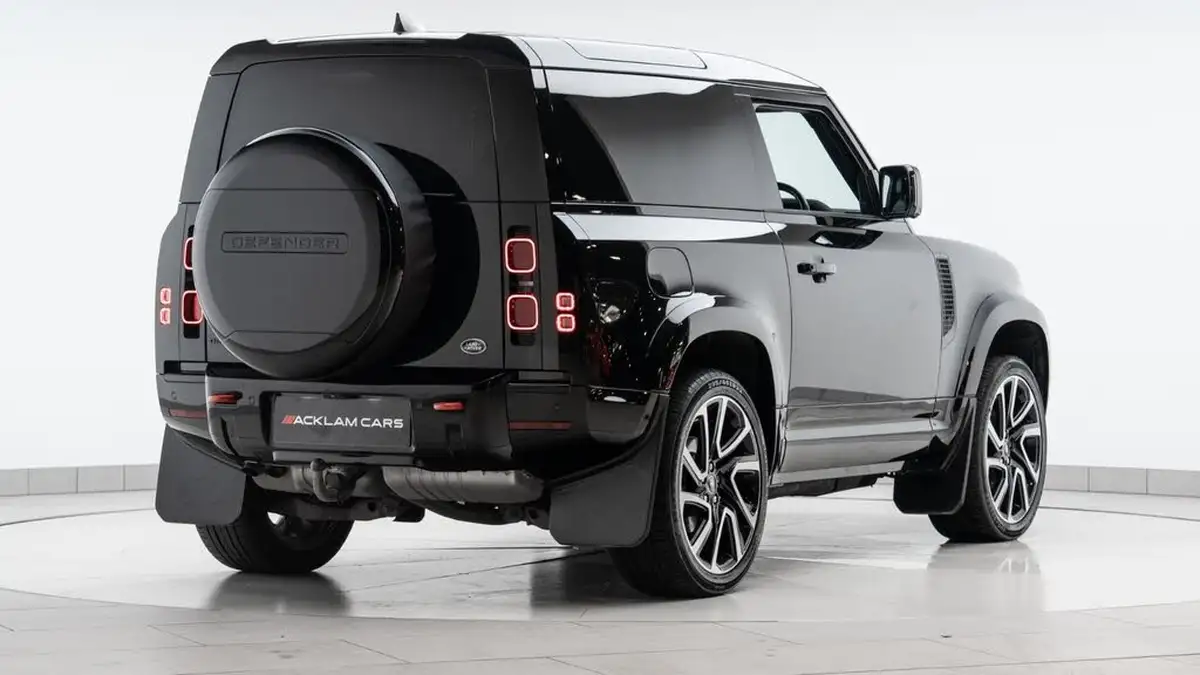 2023-land-rover-90-defender-30-d250-hard-top-se-90-2997cc-big-5