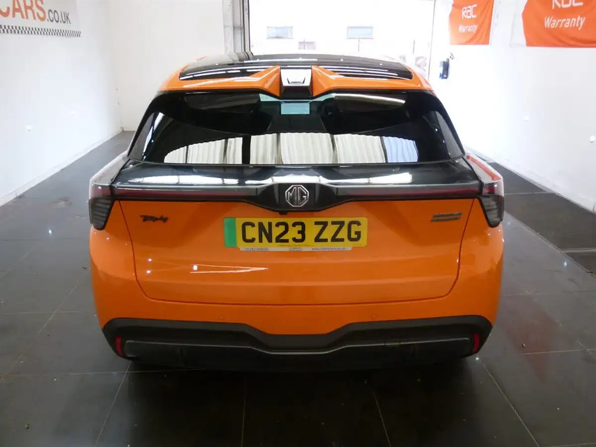 2023-mg-mg4-e-trophy-ev-203ps-long-big-6
