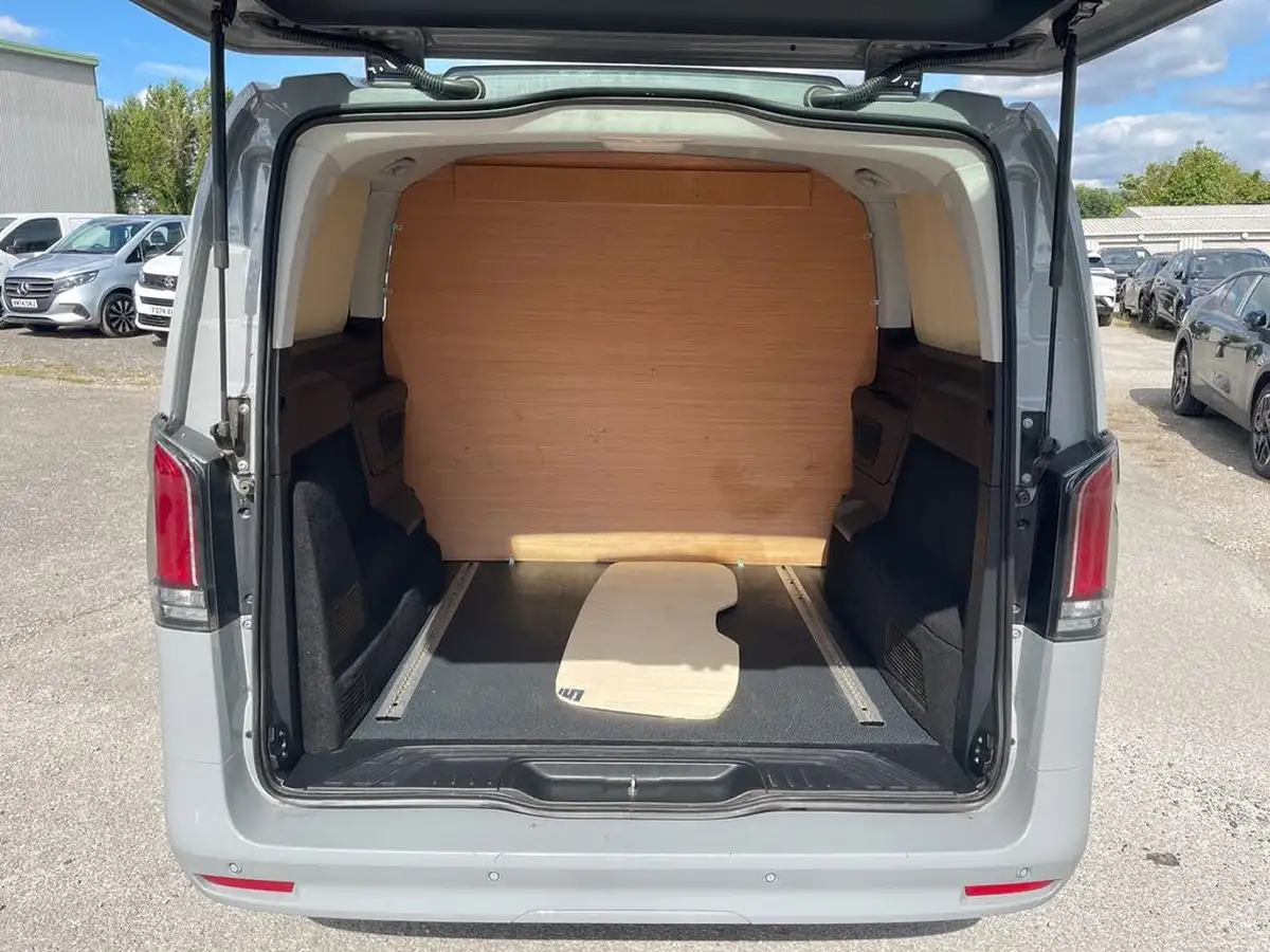 2024-mercedes-benz-vito-20cdi-119-select-l2-crew-big-11
