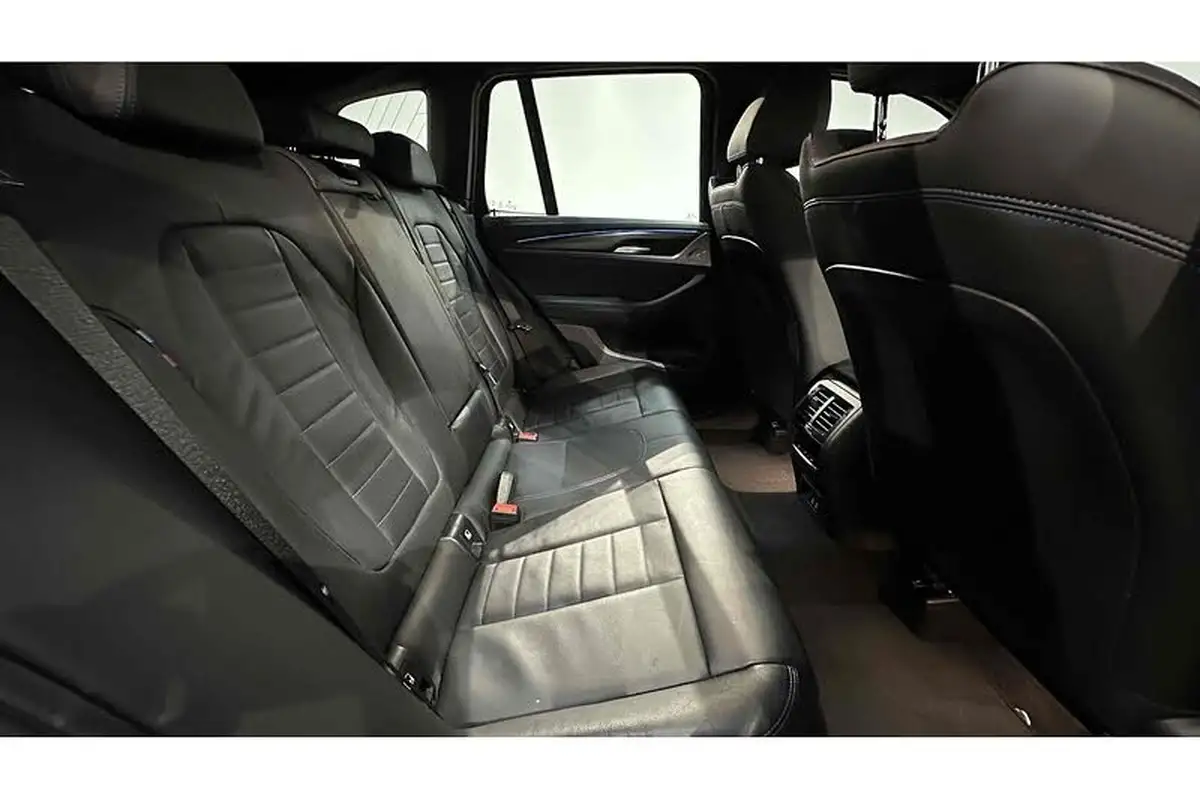 2022-bmw-x3-20-xdrive-30e-m-sport-big-24