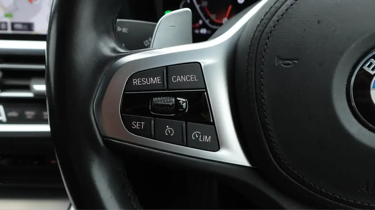 2021-bmw-3-series-20-320i-m-sport-saloon-4d-big-23