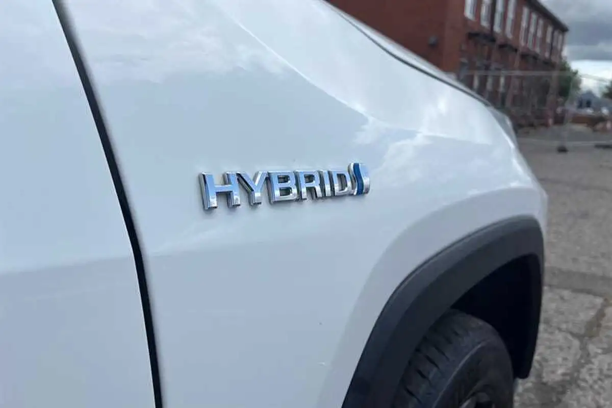 2019-toyota-rav4-25-vvt-i-design-215bhp-big-29