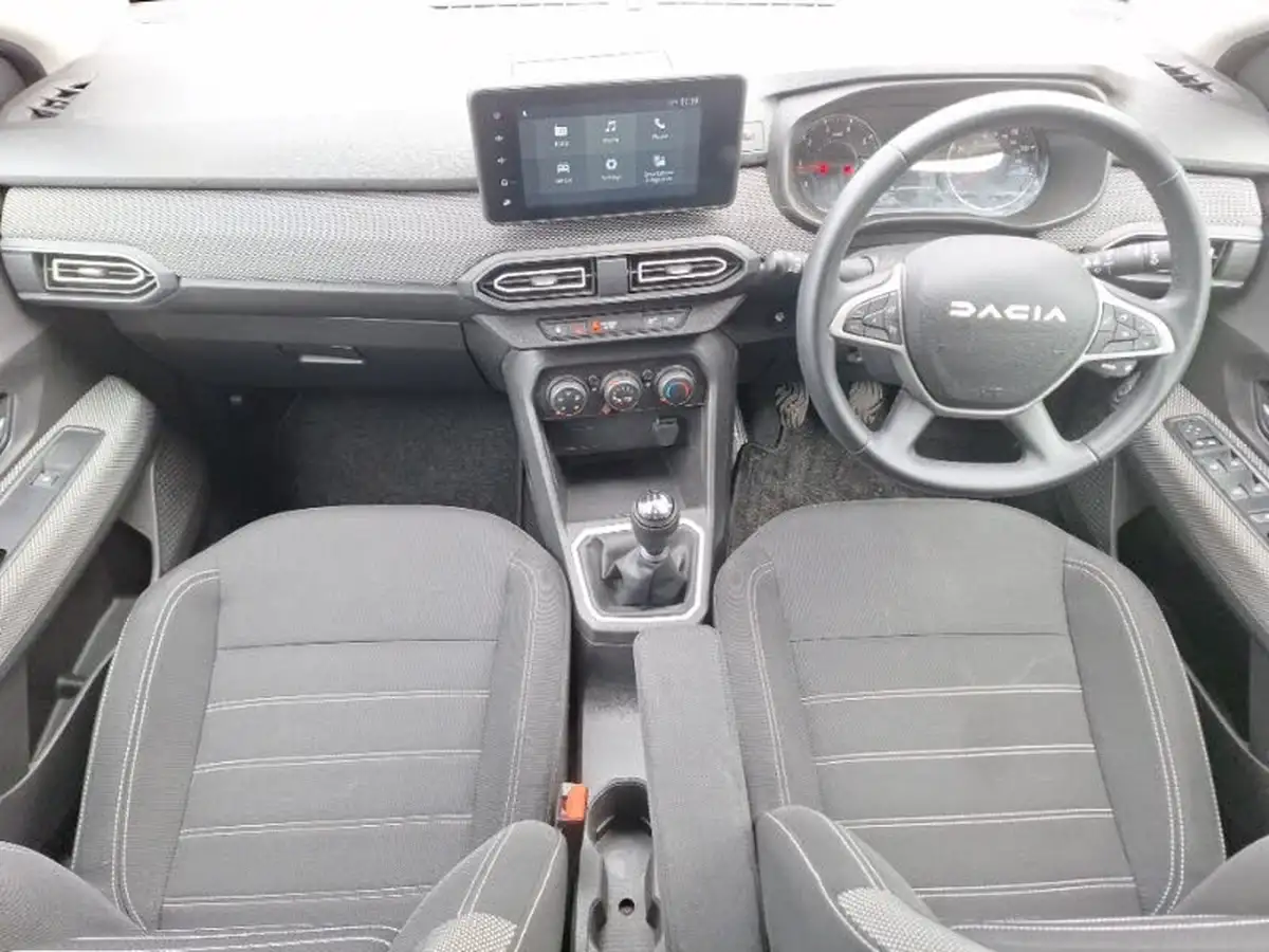 2023-dacia-sandero-10-tce-expression-90bhp-big-2