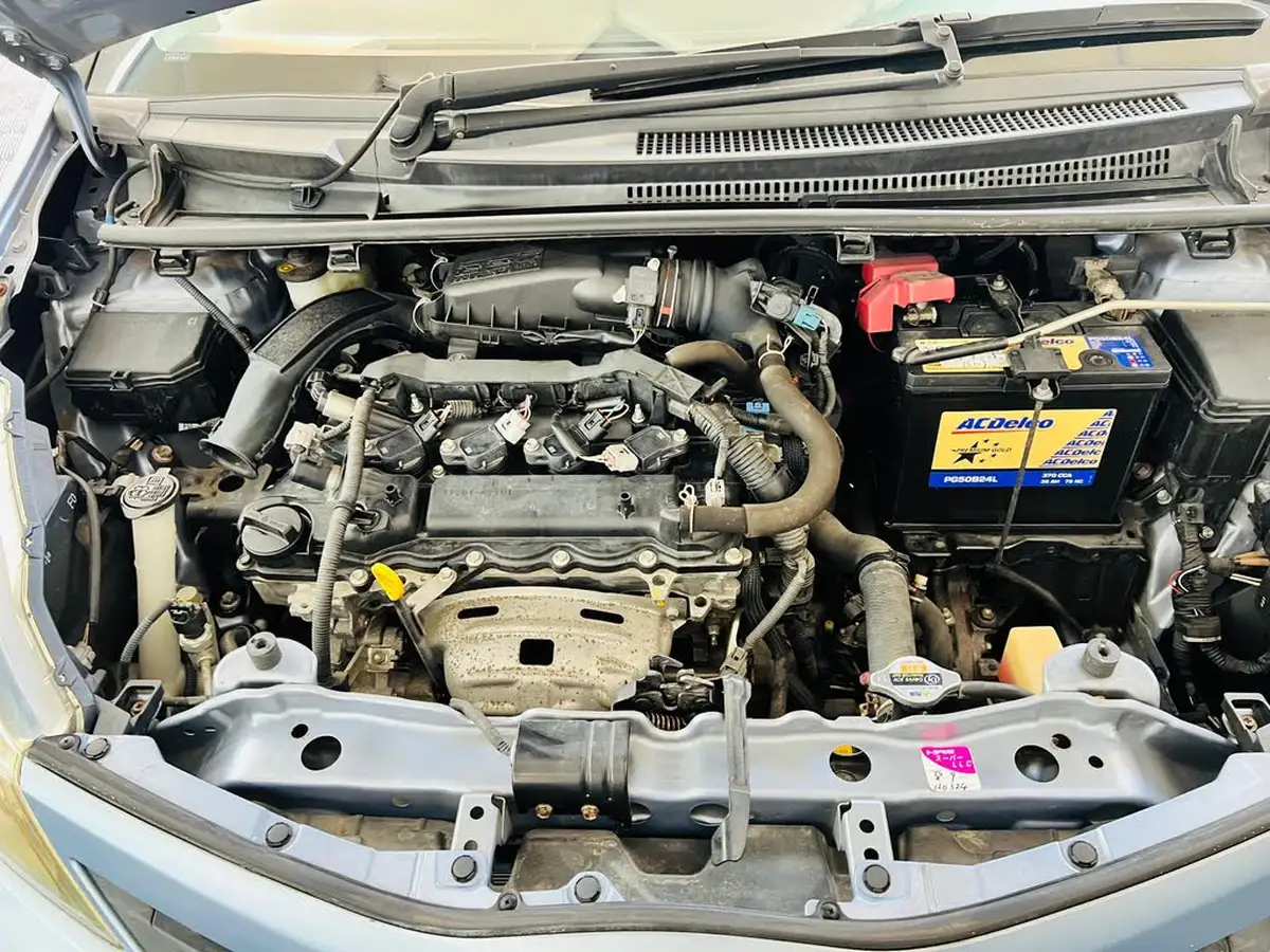 2011-toyota-yaris-133-tr-99bhp-5d-m-drive-s-big-16