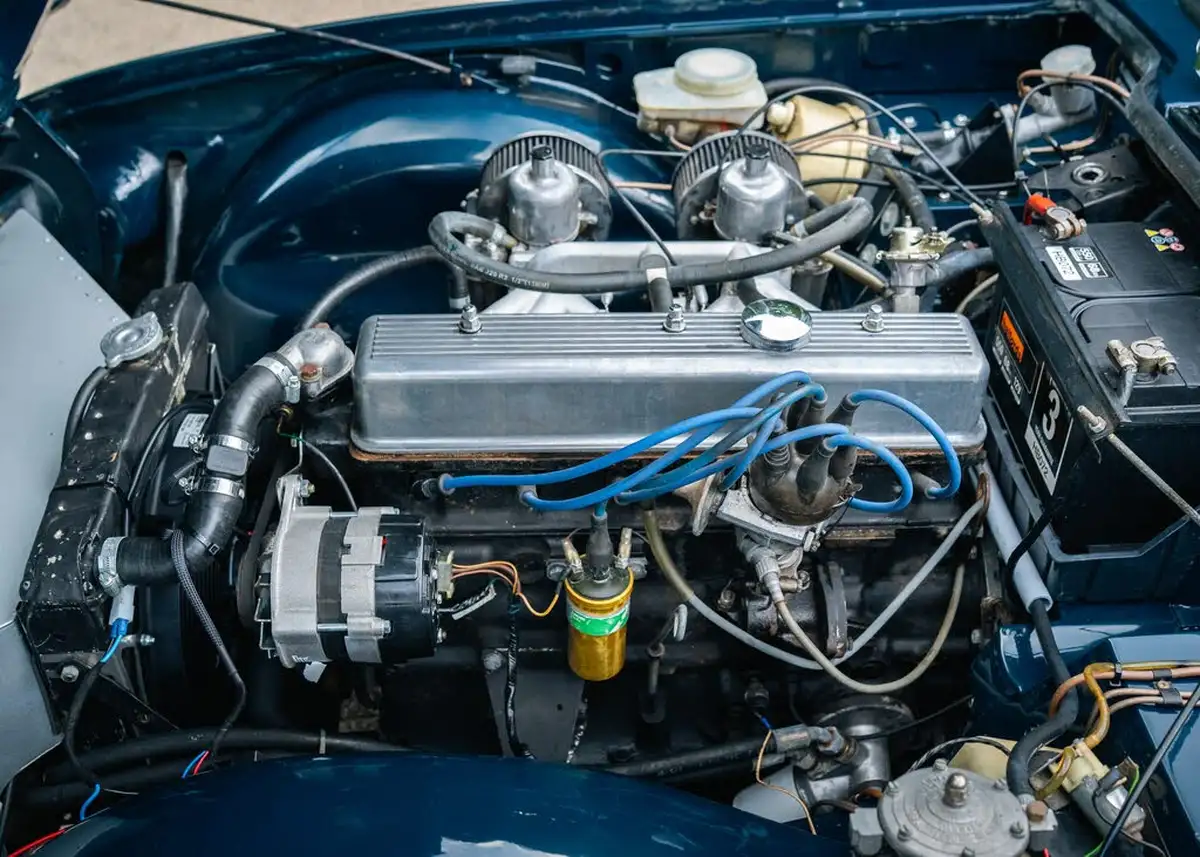 1973-triumph-tr6-roadster-rwd-big-61