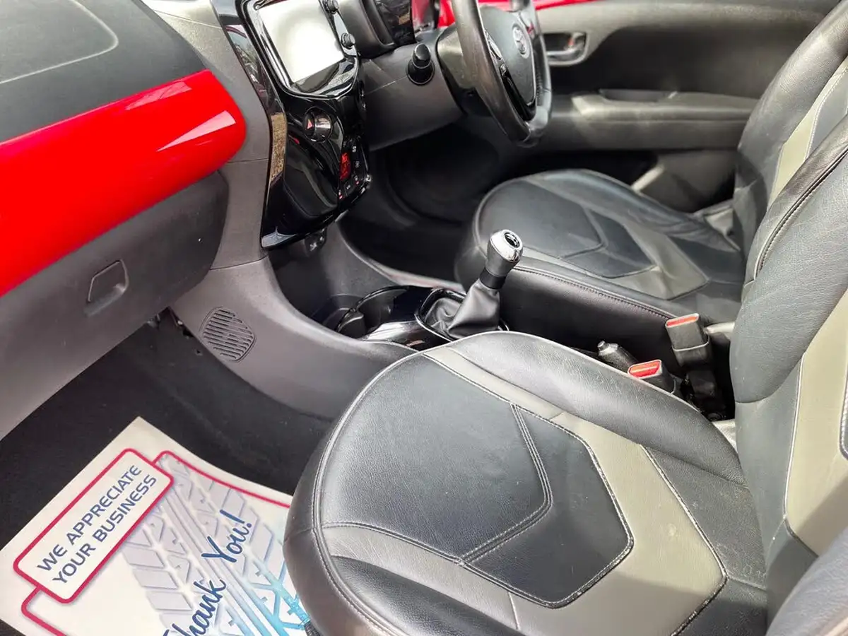 2018-toyota-aygo-10-vvt-i-x-clusiv3-71bhp-big-32