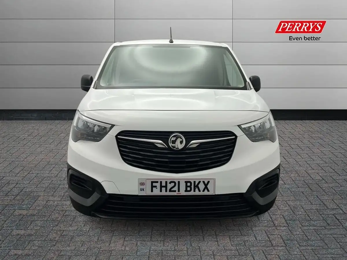 2021-vauxhall-combo-15cdti-edition-2300-100pseu6dt-l2h1-panel-big-3
