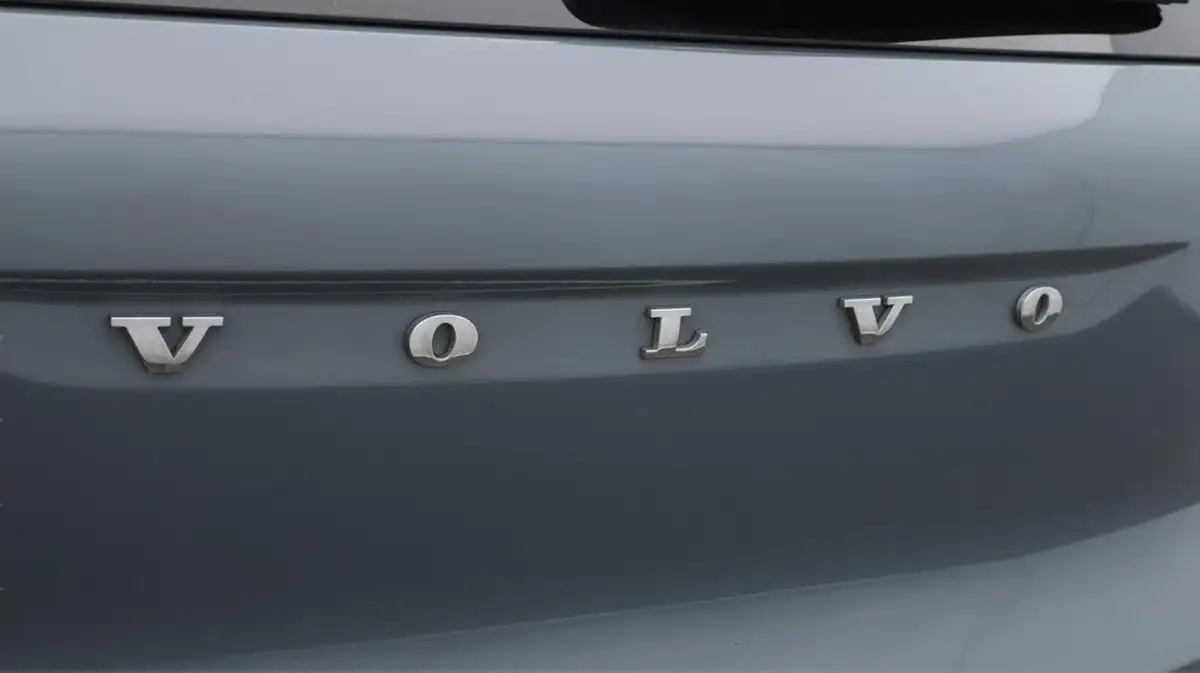 2021-volvo-xc40-15-t5-r-design-262bhp-big-21