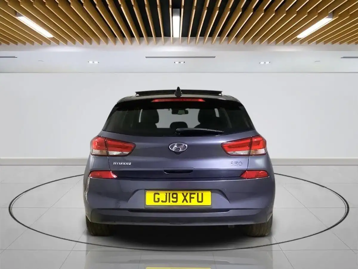 2019-hyundai-i30-14-t-gdi-premium-se-hatchback-dct-big-6