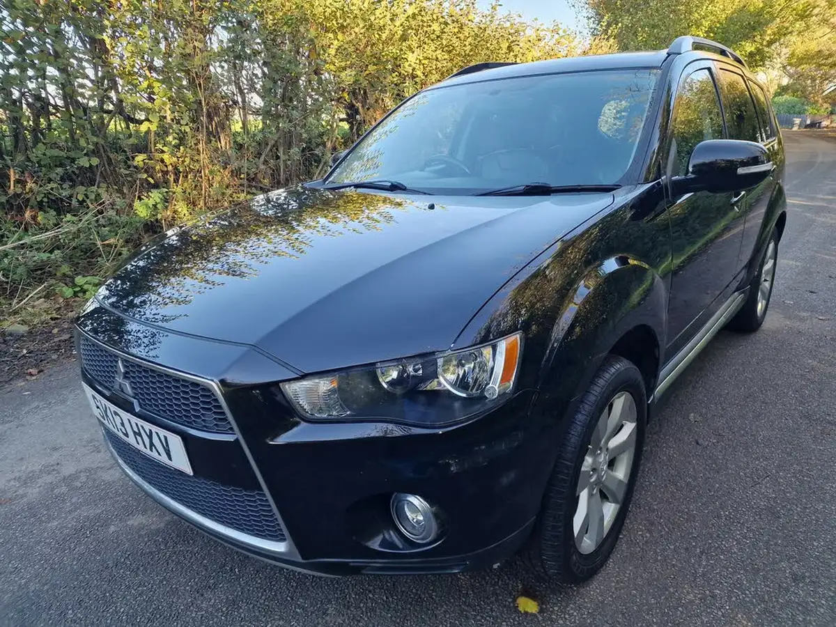 2012-mitsubishi-outlander-22td-gx3-22di-d-7st-2268cc-big-2