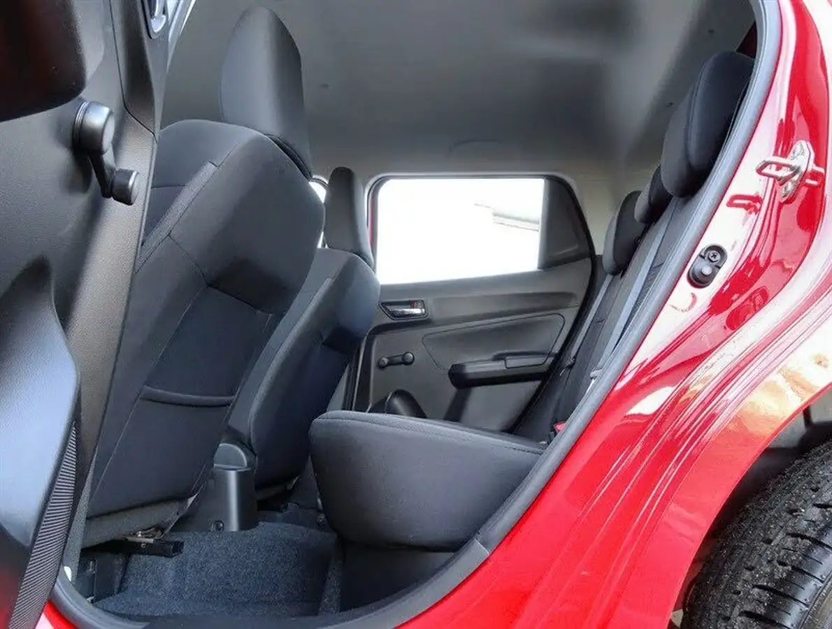 2022-suzuki-swift-12-dualjet-sz-l-big-13