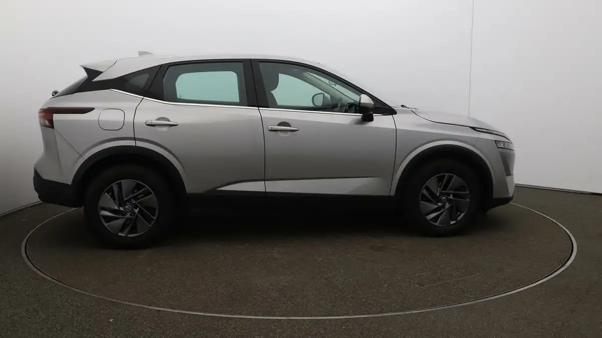 2022-nissan-qashqai-13-dig-t-acenta-premium-140ps-big-8