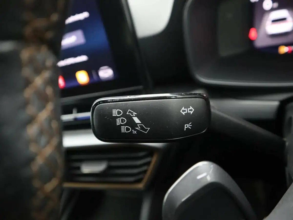 2022-cupra-leon-nf-20-tsi-vz1-big-33