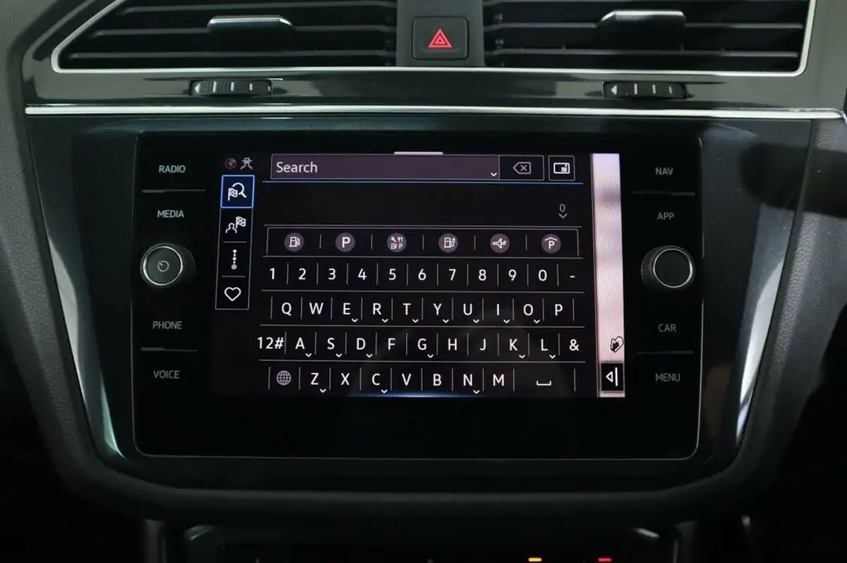 2020-volkswagen-tiguan-15-tsi-r-line-big-39