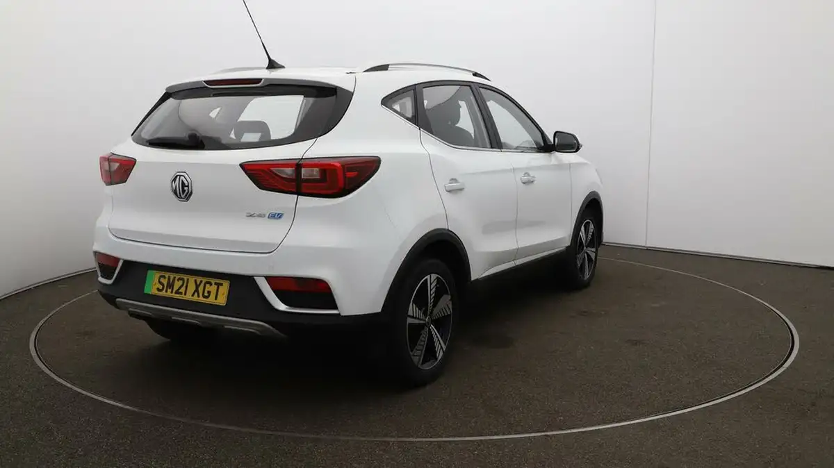2021-mg-zs-suv-e-exclusive-ev-big-55