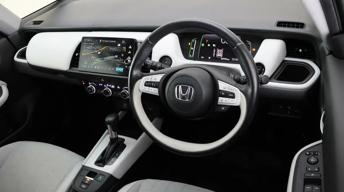 2021-honda-jazz-15-i-mmd-ex-107ps-big-9