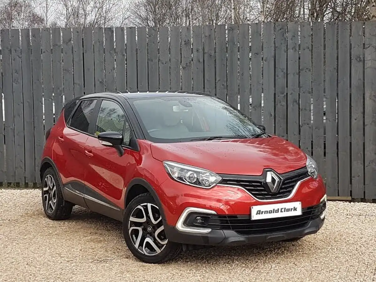 2018-renault-captur-15dci-iconic-big-0