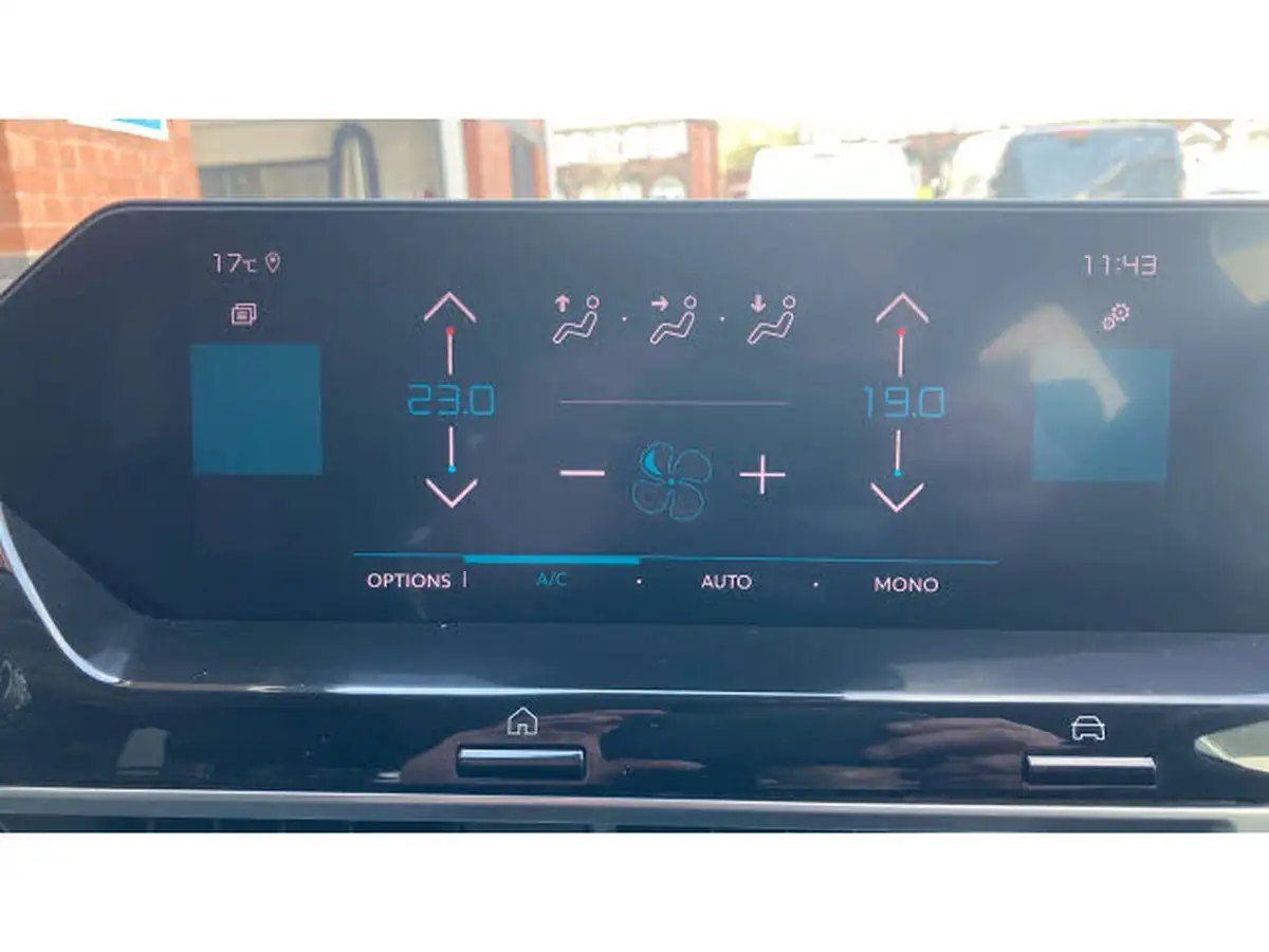 2022-citroen-c4-12-puretech-shine-130ps-big-30