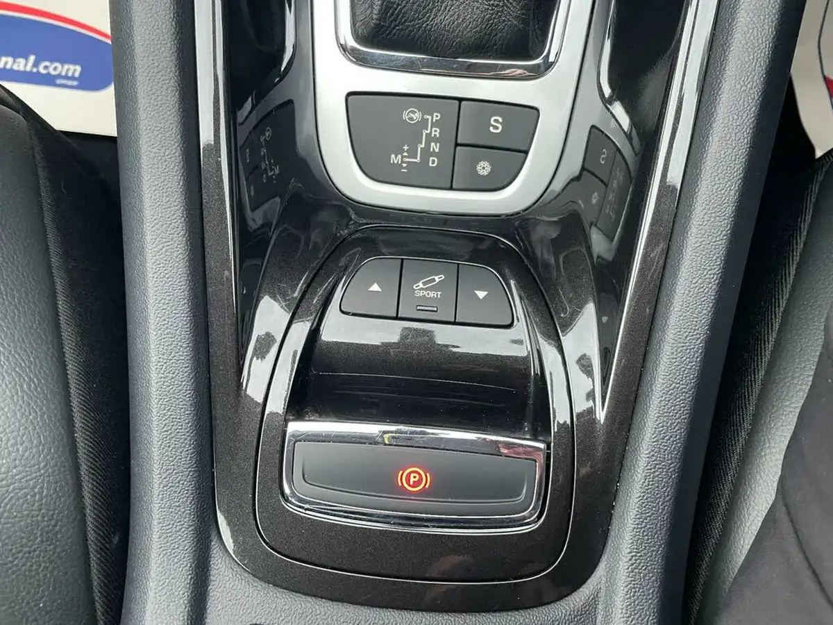 2013-citroen-c5-22hdi-exclusive-200-saloon-4d-big-22