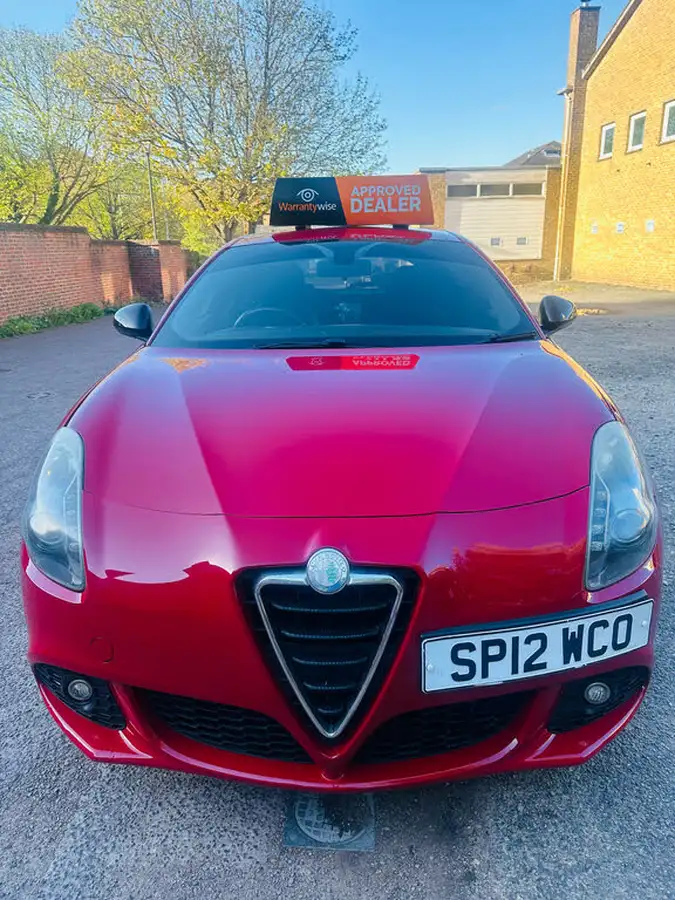 2012-alfa-romeo-giulietta-20td-veloce-170bhp-tct-big-0