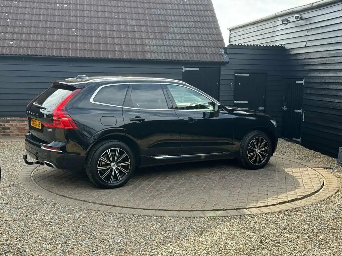 2020-volvo-xc60-20-t8-inscription-299bhp-4x4-ss-big-21
