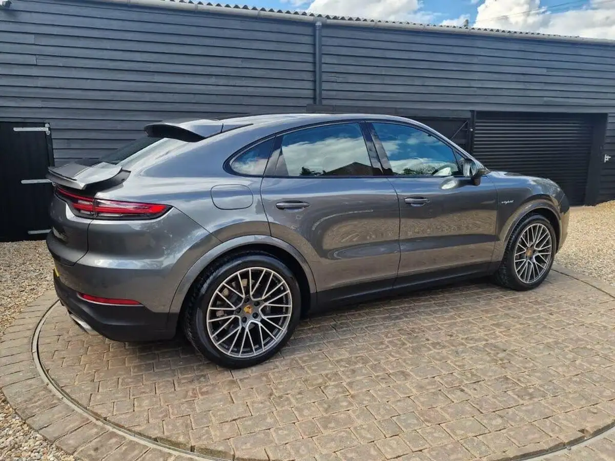 2020-porsche-cayenne-30-v6-e-hybrid-462ps-coupe-big-2