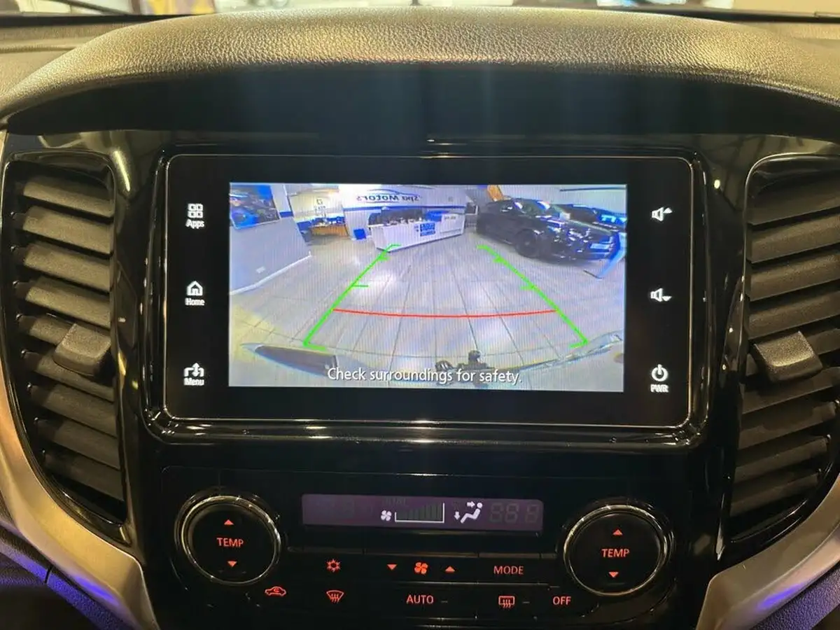 2019-mitsubishi-l200-24di-d-barbarian-eu6-big-23