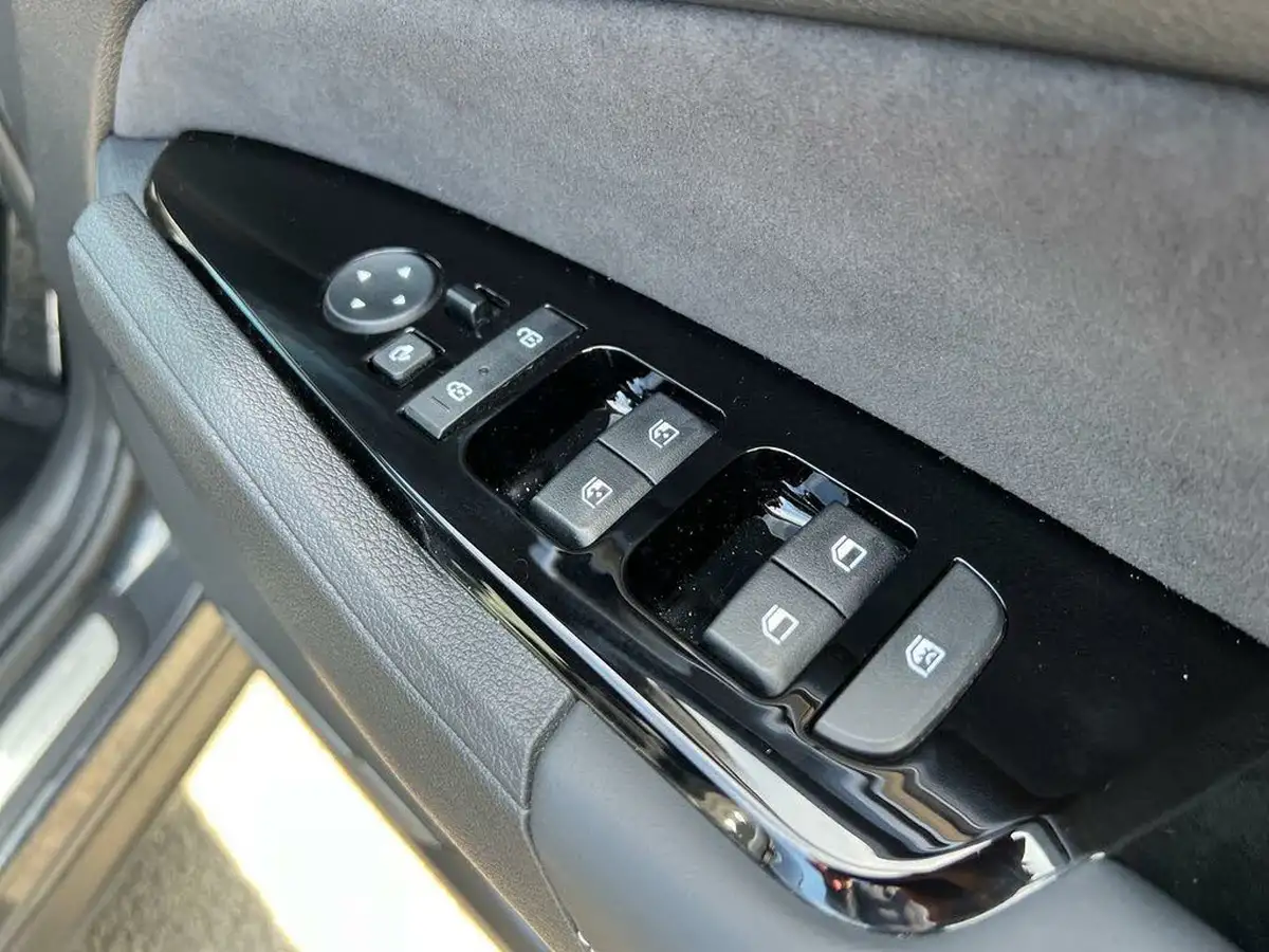 2024-kia-sportage-16-t-gdi-gt-line-261bhp-awd-phev-auto-big-26