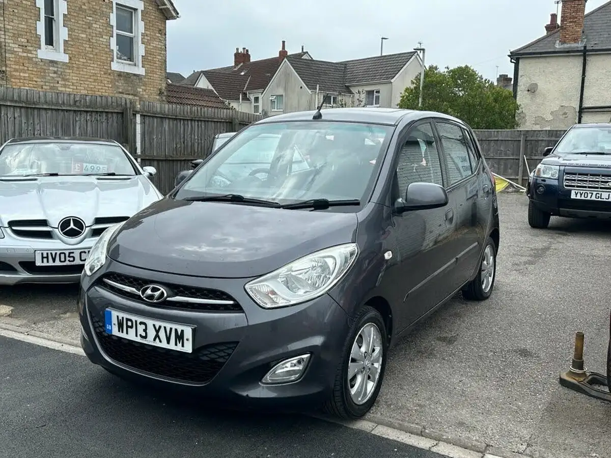 2013-hyundai-i10-12-style-big-2