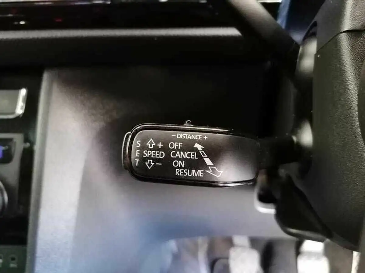 2019-seat-ateca-20tdi-xcellence-150ps-1968cc-big-19