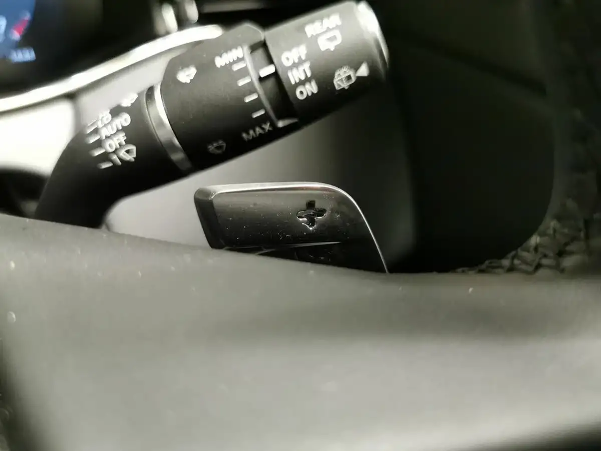 2024-land-rover-range-rover-evoque-15-p270e-dynamic-se-big-20
