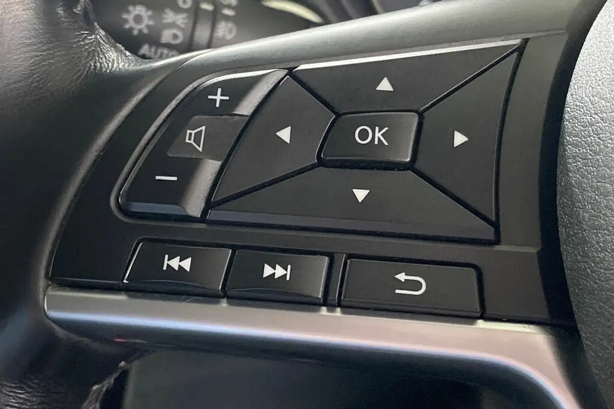 2019-nissan-x-trail-13-dig-t-tekna-5-big-33