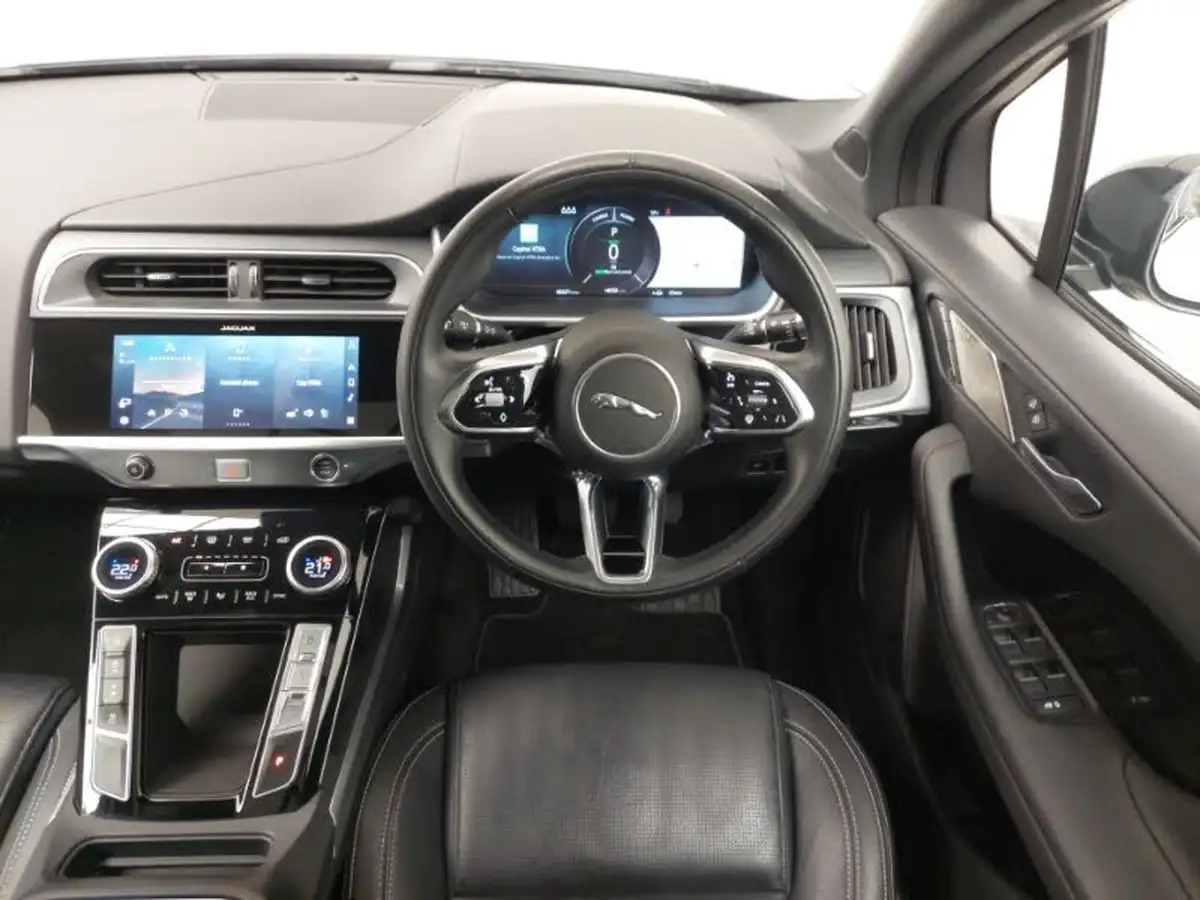 2021-jaguar-i-pace-ev400-black-big-6