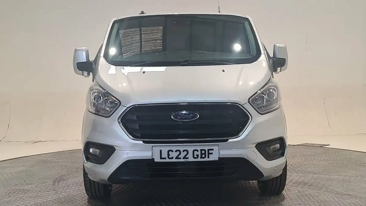 2021-ford-transit-custom-20tdci-300-l2h1-limited-130pseu6dt-panel-van-big-10