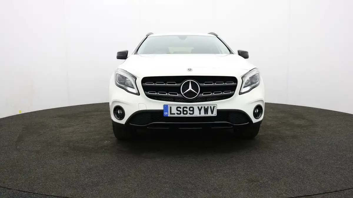 2019-mercedes-benz-gla-class-16-gla-180-urban-edition-7g-dct-big-46