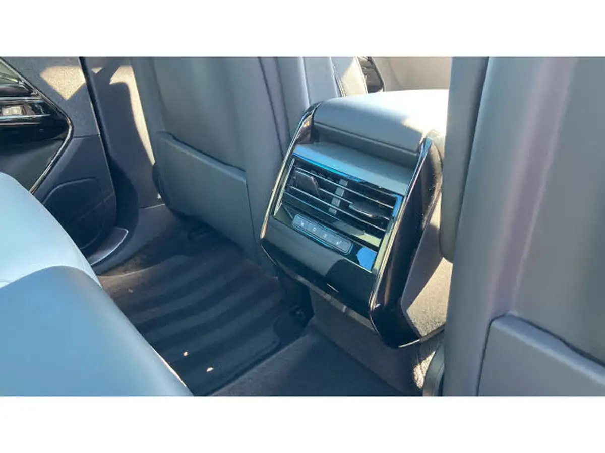 2023-land-rover-range-rover-sport-30-d300-dynamic-se-big-17