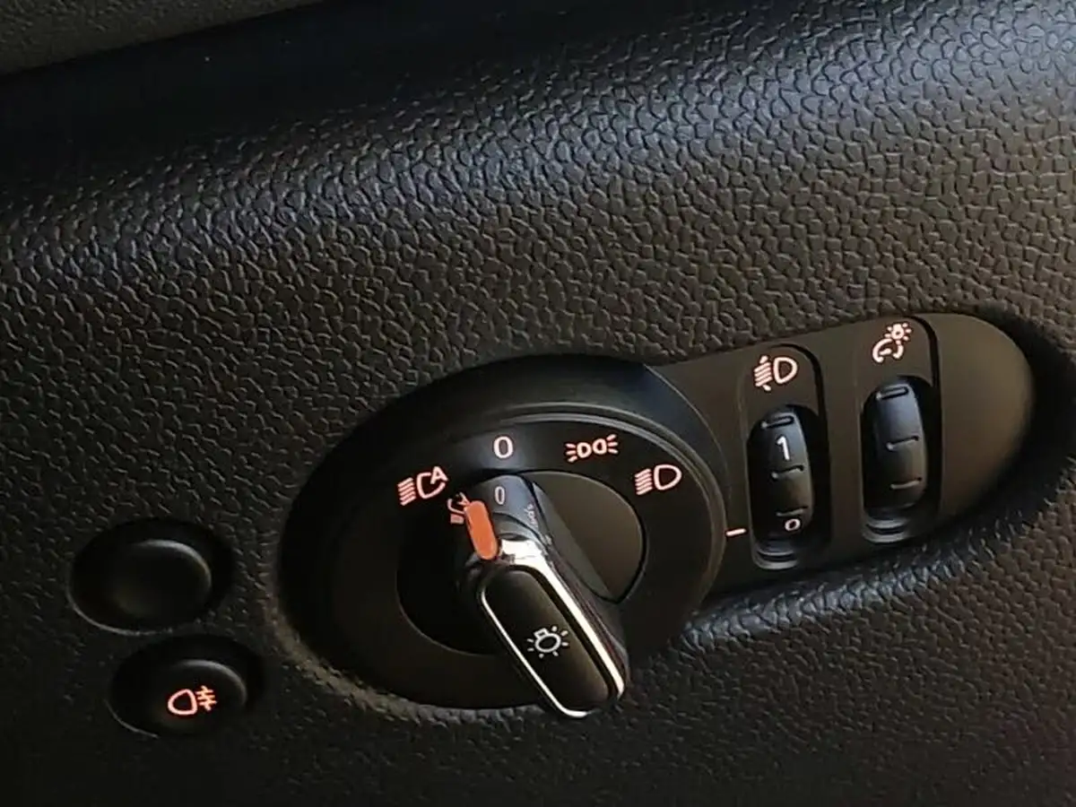 2022-mini-cooper-15-cooper-sport-hatchback-5d-big-16