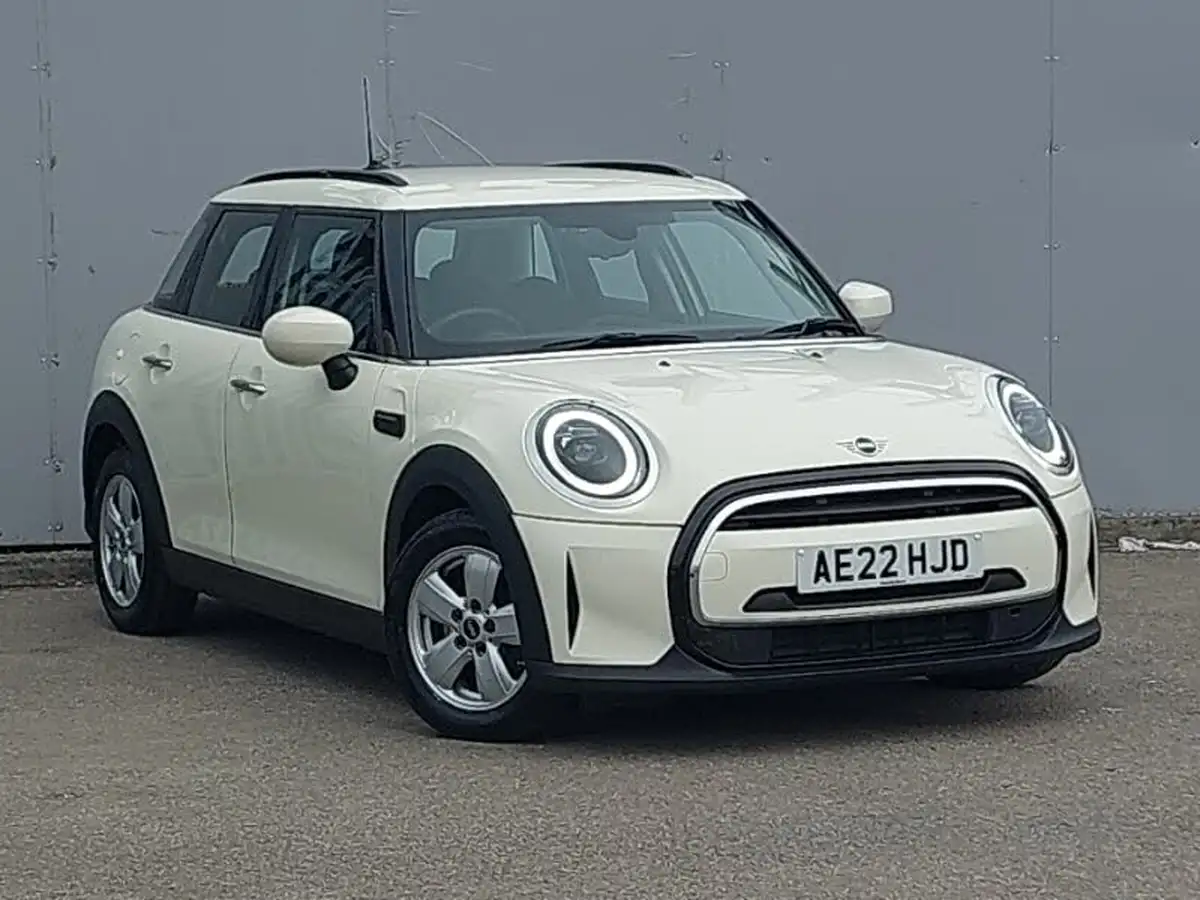 2022-mini-cooper-15-cooper-classic-hatchback-5d-big-0