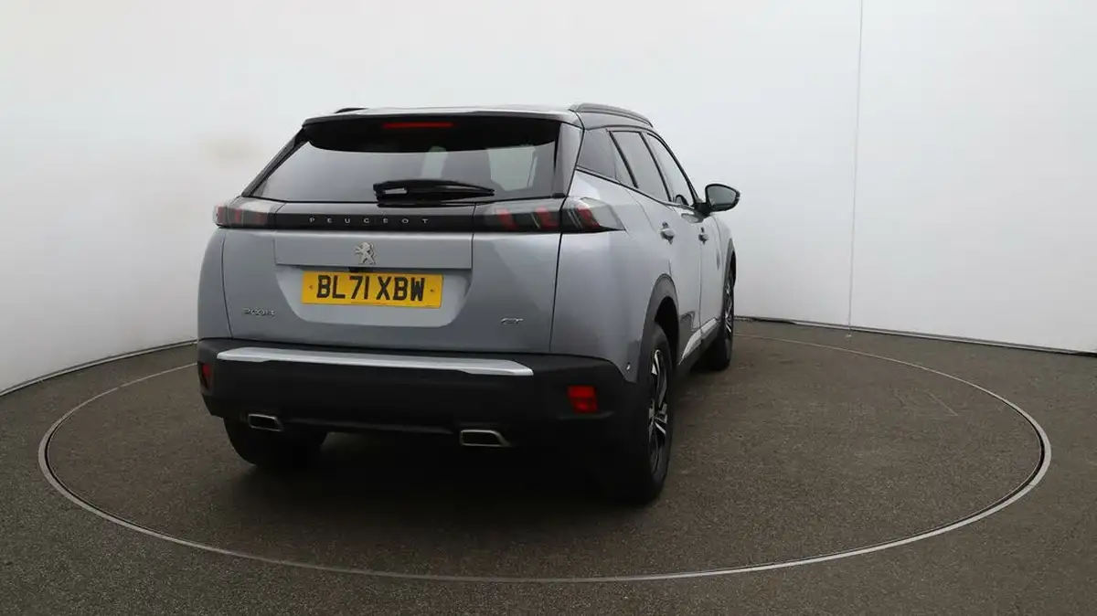 2022-peugeot-2008-suv-12-puretech-gt-big-49