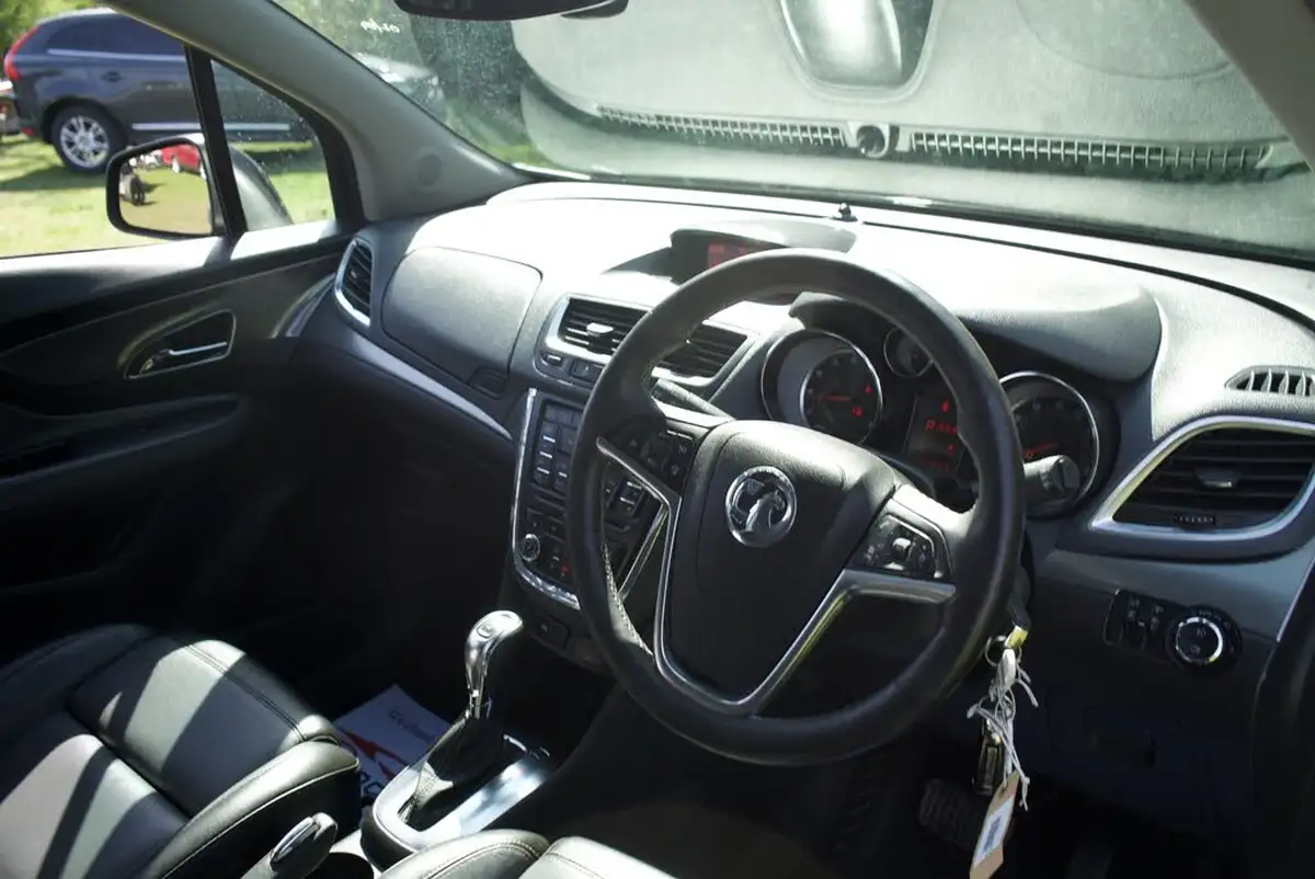 2016-vauxhall-mokka-14i-16v-turbo-se-auto-big-24