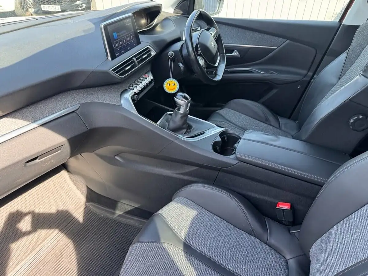 2018-peugeot-3008-suv-16-bluehdi-allure-big-19