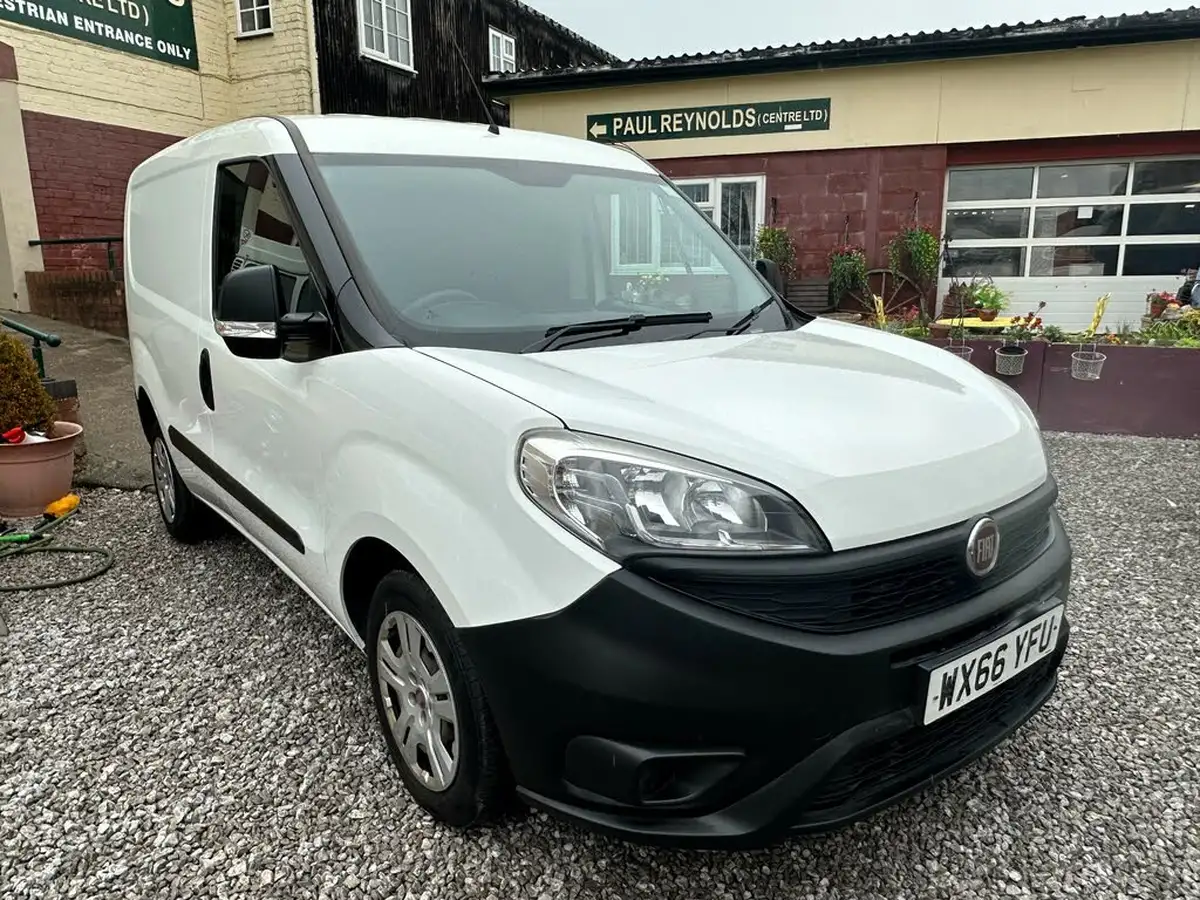 2015-fiat-doblo-cargo-13td-v-l1-refrigerated-van-big-18