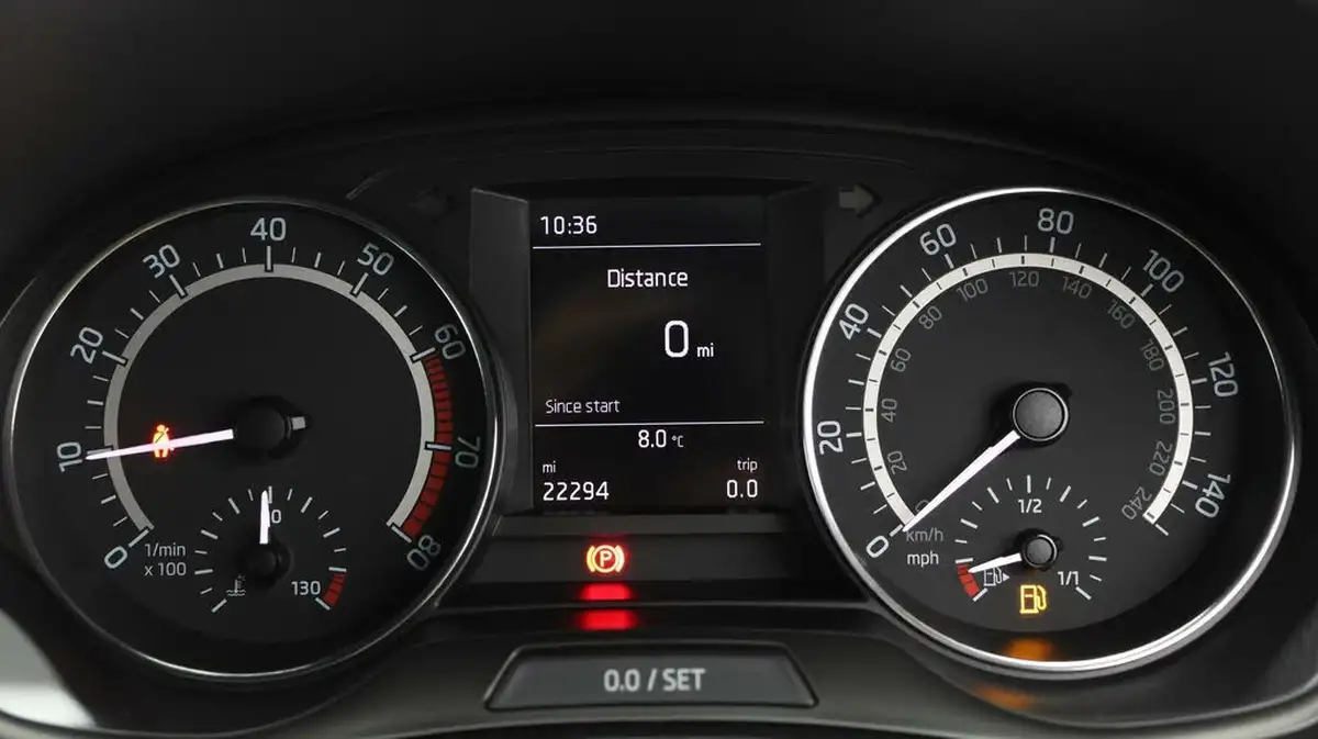 2021-skoda-fabia-10-tsi-monte-carlo-95ps-hatchback-big-9